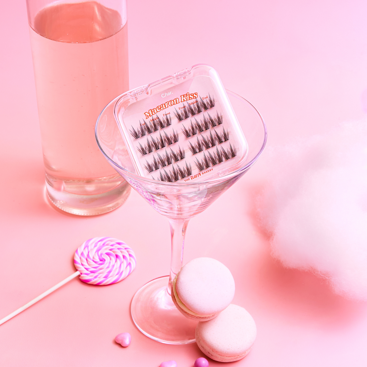 Macaron Kiss – Intense, Glamorous, Captivating